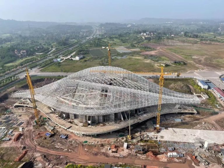 Large Multifunctional Space Frame Venue Featured Image