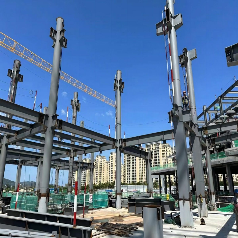 What Are Pre-Fabricated Steel Structures and Why Are They Used? Featured Image